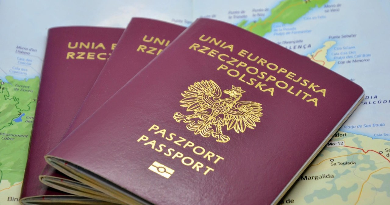 Są wakacje, a ty masz nieważny paszport. Ile czeka się na dokument?