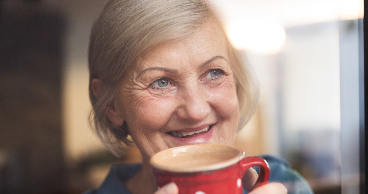 Pij by wzmocnić kości i uniknąć osteoporozy. Wcale nie chodzi o mleko