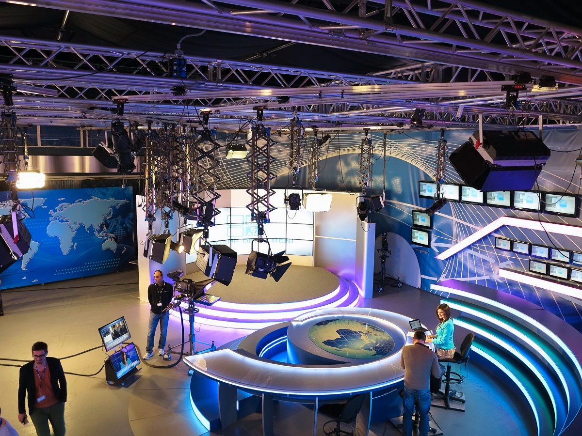 ​Wstrząsające sceny w programie na żywo. Polityk miał zawał na oczach telewidzów