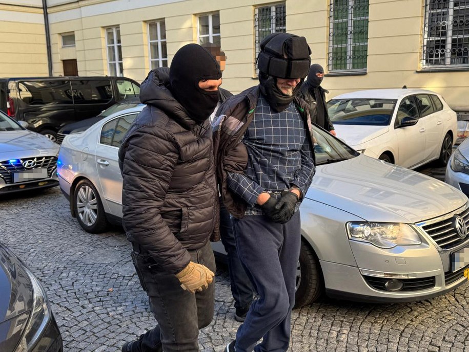 /Komenda Stołeczna Policji /Policja