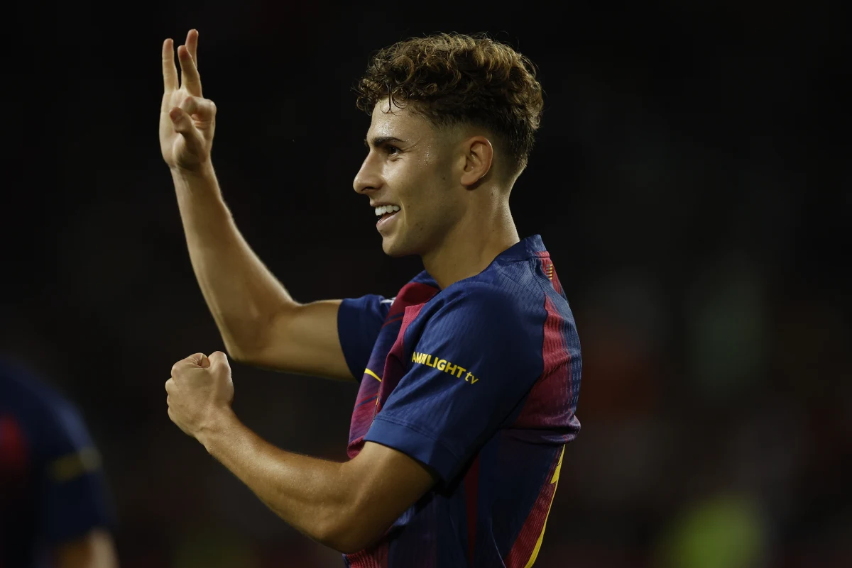 Piłkarze Barcelony pokonali u siebie Olympiakos Pireus 6:1 w 3. kolejce Ligi Mistrzów. Goście od 57. minuty grali w dziesiątkę i od tego czasu stracili cztery bramki. Bramkarzem gospodarzy był Wojciech Szczęsny. 