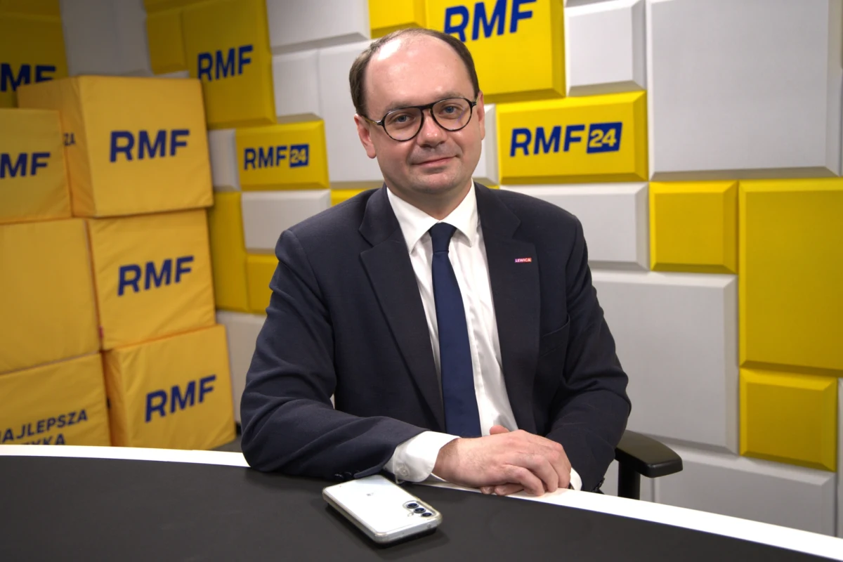 "Dziś jest czas na testowanie dobrych rozwiązań, później przyjdzie czas na wnioski i zmiany legislacyjne" - mówił w Popołudniowej rozmowie w RMF FM Sebastian Gajewski, podsekretarz stanu w Ministerstwie Rodziny, Pracy i Polityki Społecznej. W ten sposób odniósł się do prowadzonego pilotażu skróconego czasu pracy.