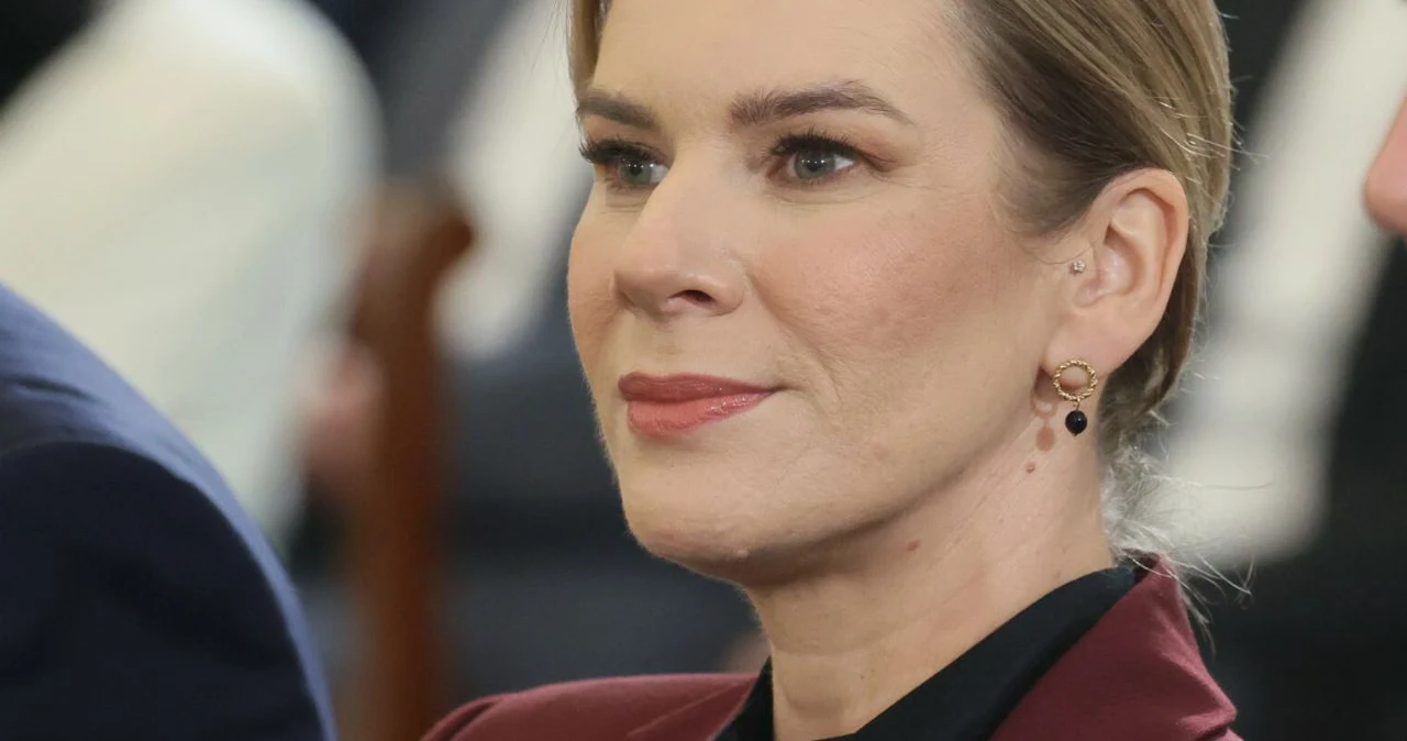 Stało się. Marta Nawrocka znowu pakuje walizki. Ogłoszono wielkie zmiany