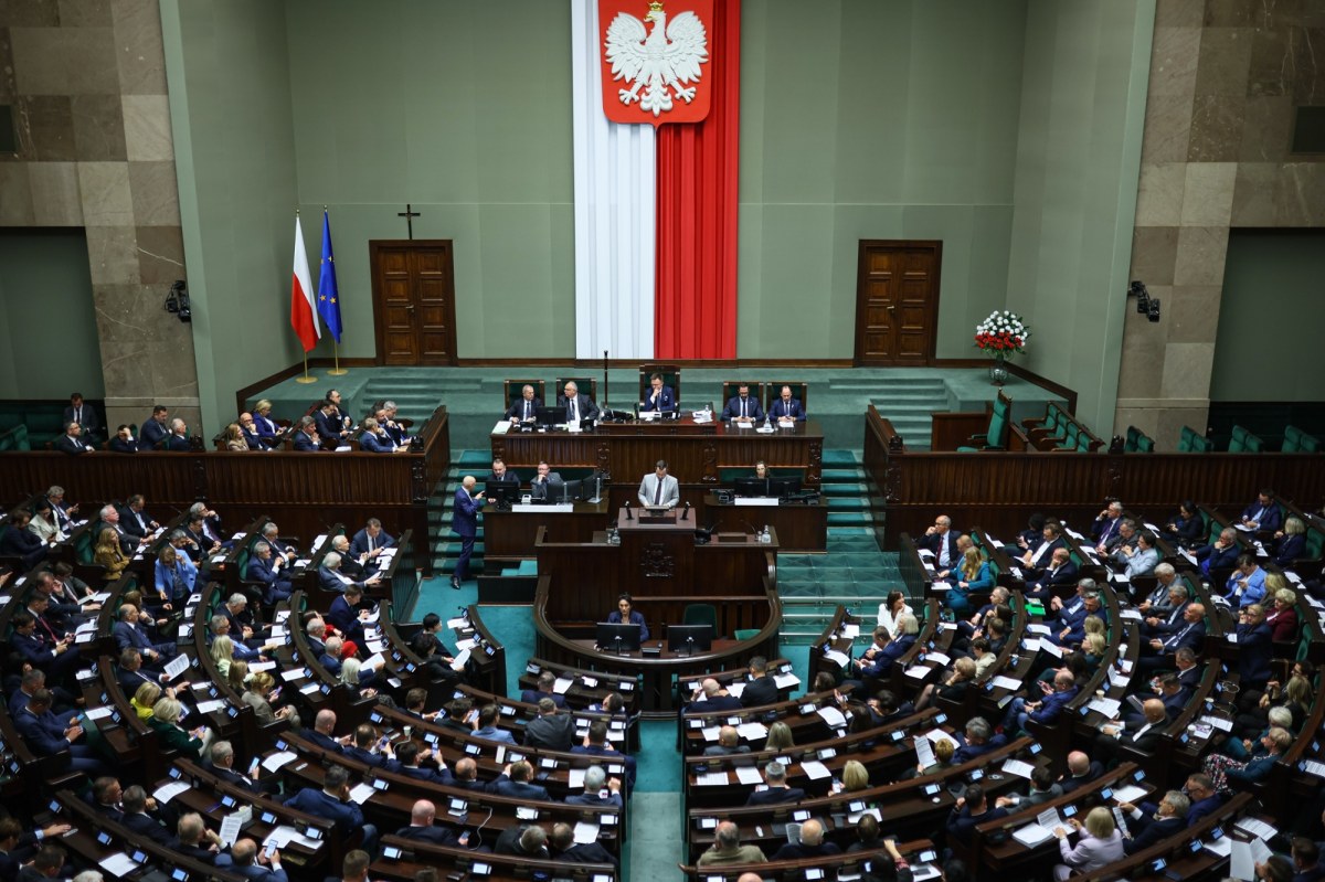 Partia znika z polskiej sceny po 10 latach