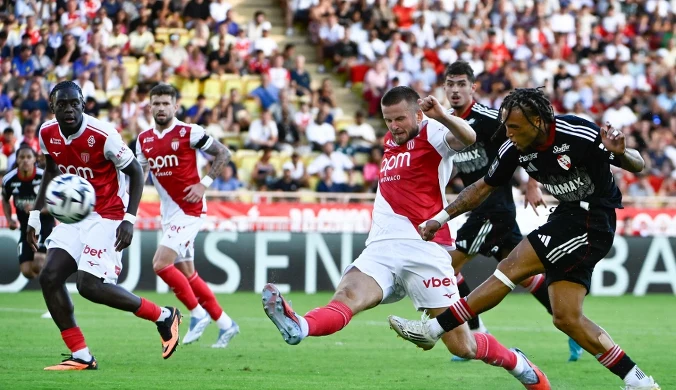 Jagiellonia zagra z "przechowalnią Chelsea". W tle oskarżenia o zdradę