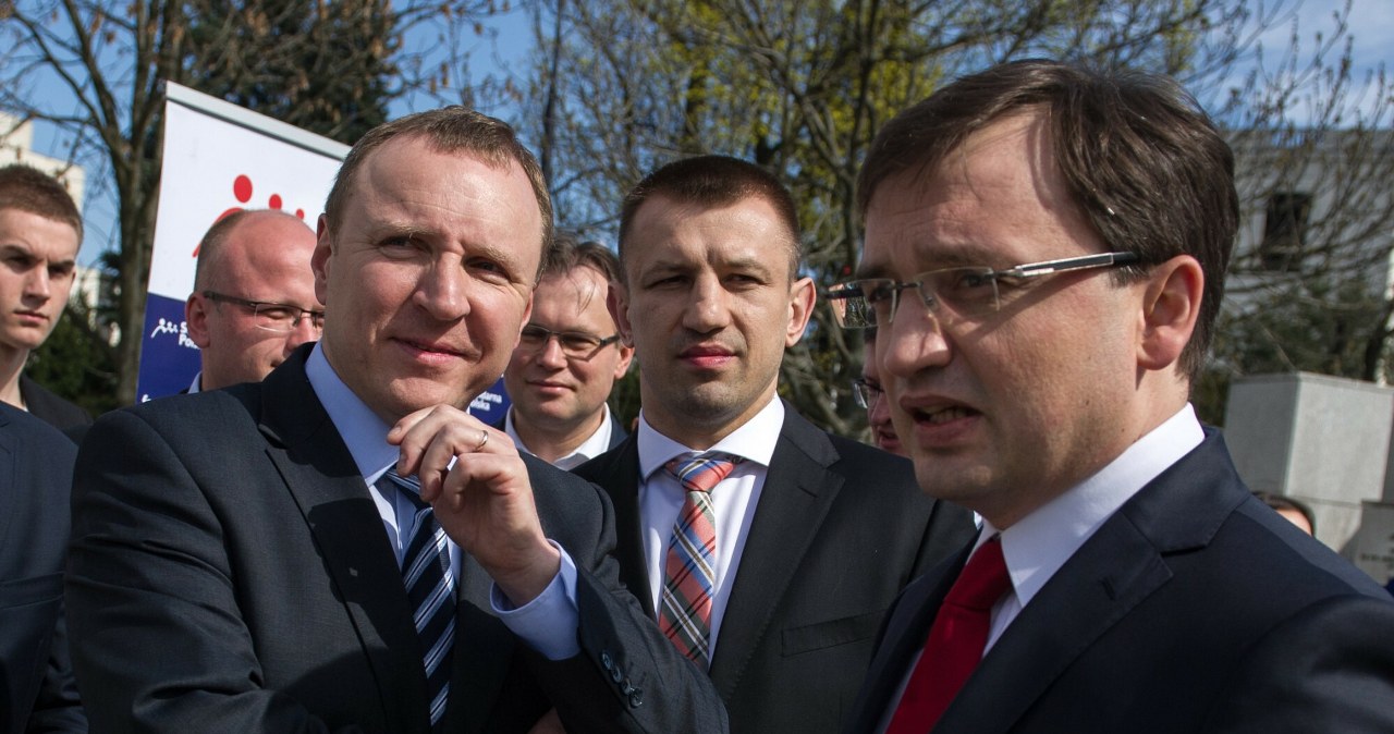 Poglądy Adamka poparły 11273 osoby. Kurski szalał ze złości, wystarczył jeden występ w TVN wiadomości,aktualności,Interia Poglądy Adamka poparły 11273 osoby. Kurski szalał ze złości, wystarczył jeden występ w TVN