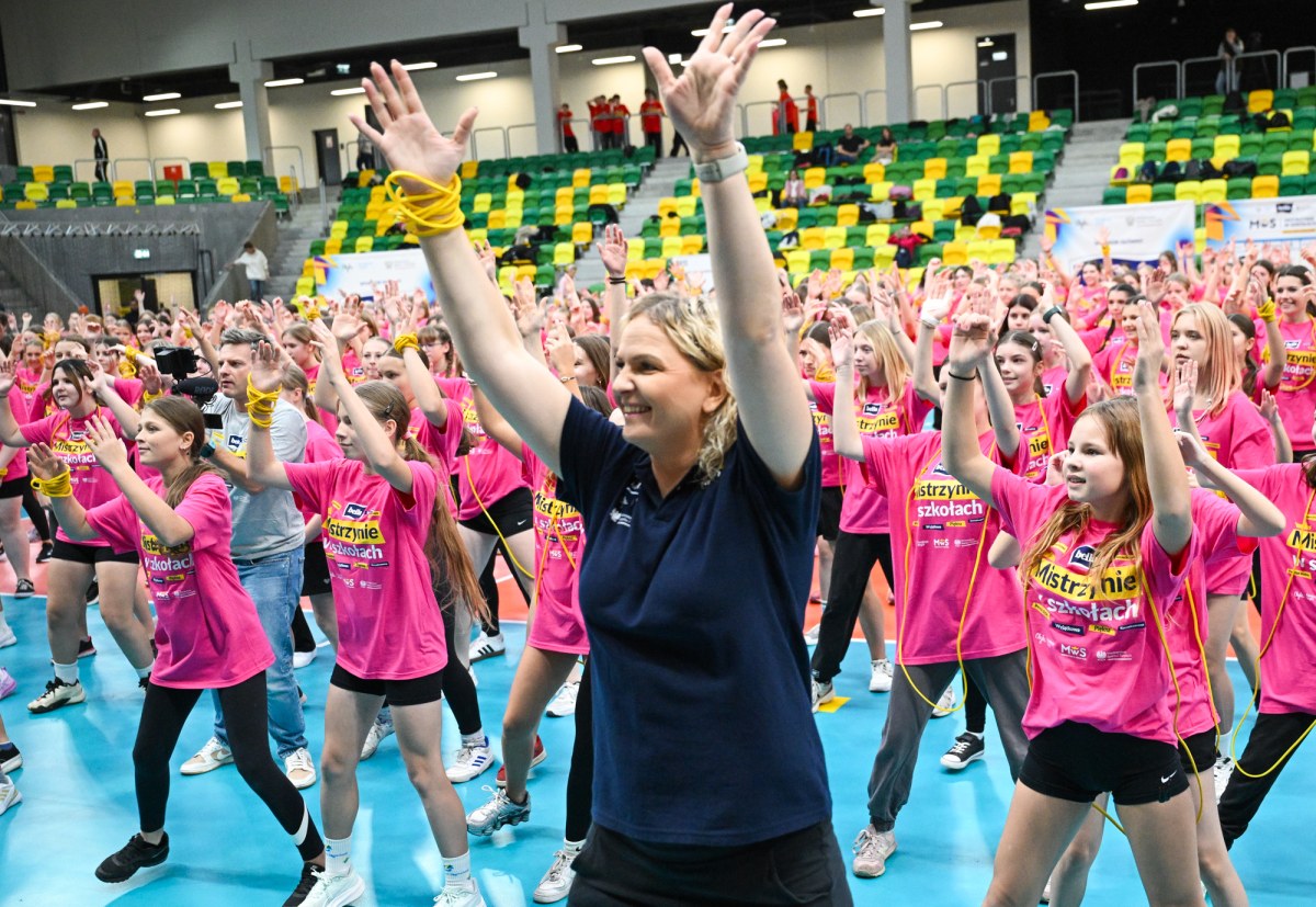 Rekord na katowickim WF-ie! Sześćset uczennic i mistrzynie sportu