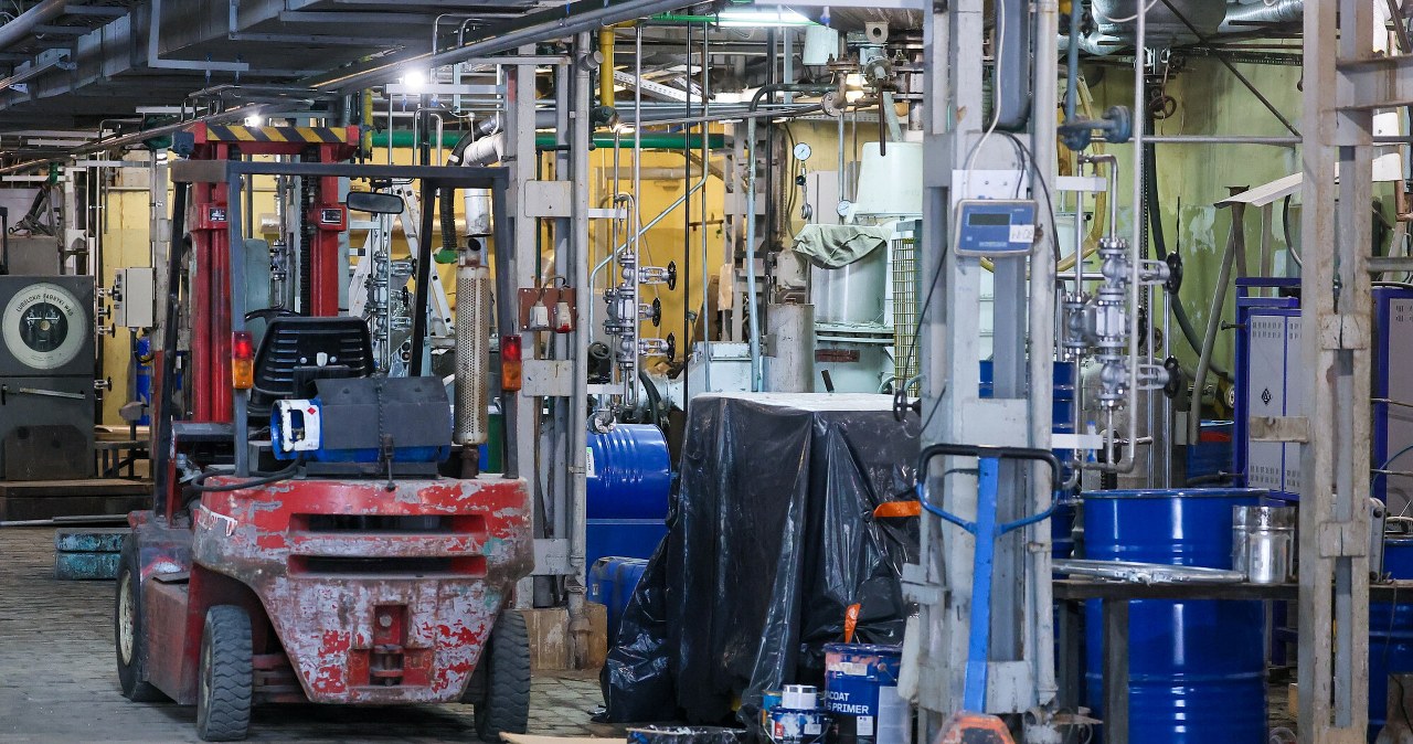 Przeprowadzka albo zwolnienie. Zakład się przenosi, pracownicy nie chcą