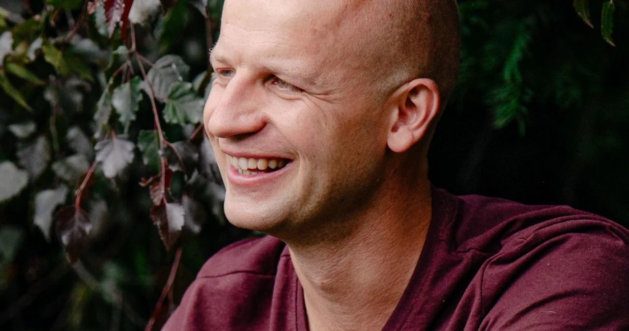 Gabriel z "Rolnika" zaskoczył widzów. To nie ją widzieli u jego boku