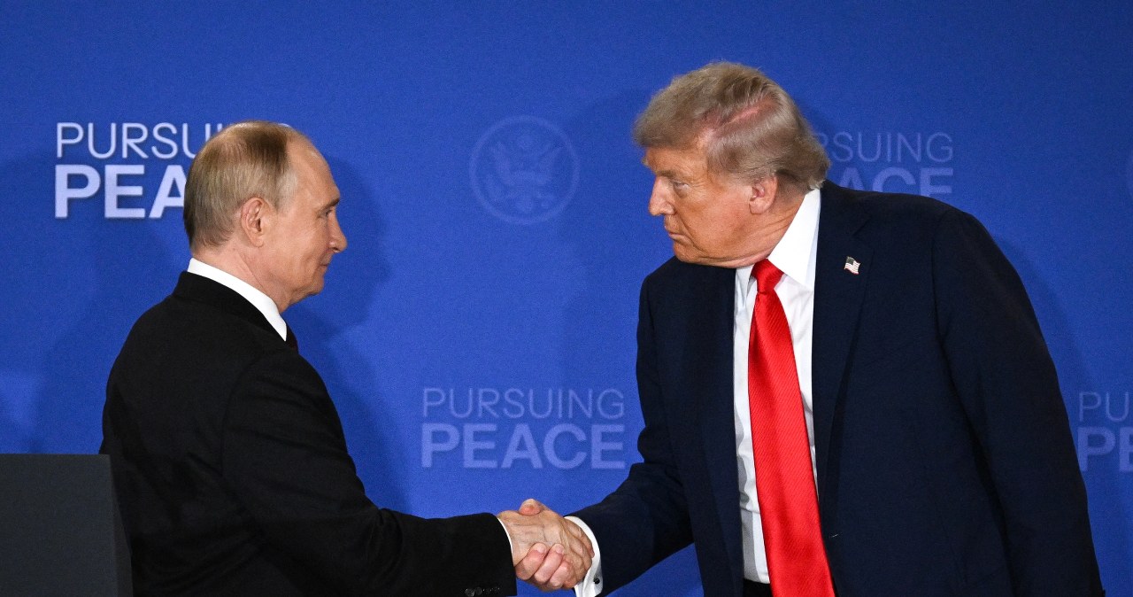 Putin lekceważy sankcje USA. "Zobaczymy za sześć miesięcy"