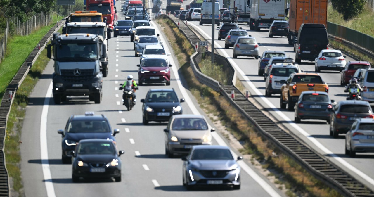 UE pęka pod presją. Zakaz silników spalinowych może zostać opóźniony?