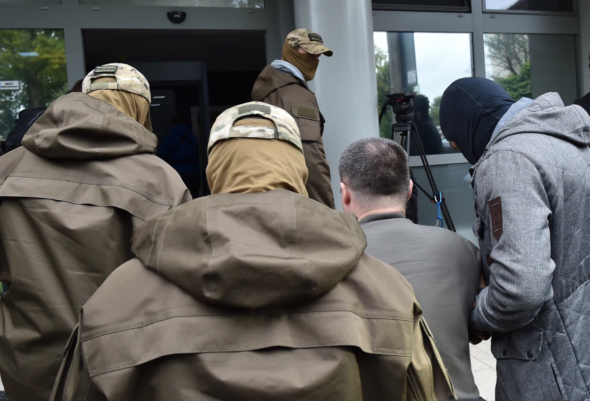 Sąd Okręgowy w Katowicach zajmie się sprawą zadośćuczynienia za aresztowanie Roberta J. - oskarżonego, a następnie uniewinnionego w tzw. sprawie "Skóry". Taką decyzję podjął w tej sprawie Sąd Apelacyjny w Krakowie. Sprawą morderstwa studentki Katarzyny Z., której fragmenty skóry i ciała pod koniec lat 90. wyłowiono z Wisły, żyła cała Polska. 