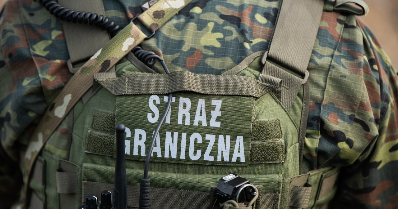 Padli ofiarą napaści po zakończeniu służbowej misji. Nowy ruch komendanta SG wiadomości,aktualności,Interia Padli ofiarą napaści po zakończeniu służbowej misji. Nowy ruch komendanta SG