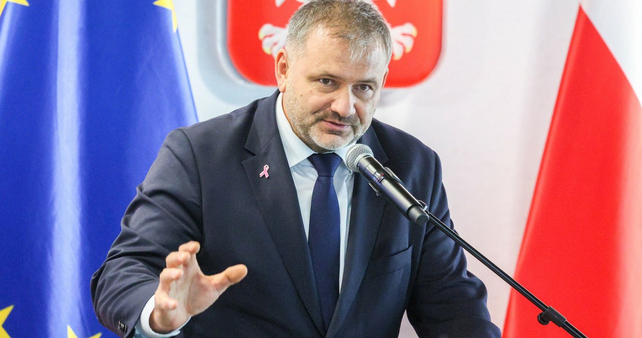 Trzy przekroczenia o ponad 50 km/h i po "prawku." Minister straszy kierowców