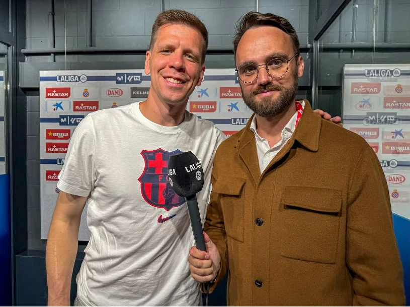 Zalany komputer, wywiady na kolanach, przeorany Szczęsny. Clasico od kulis