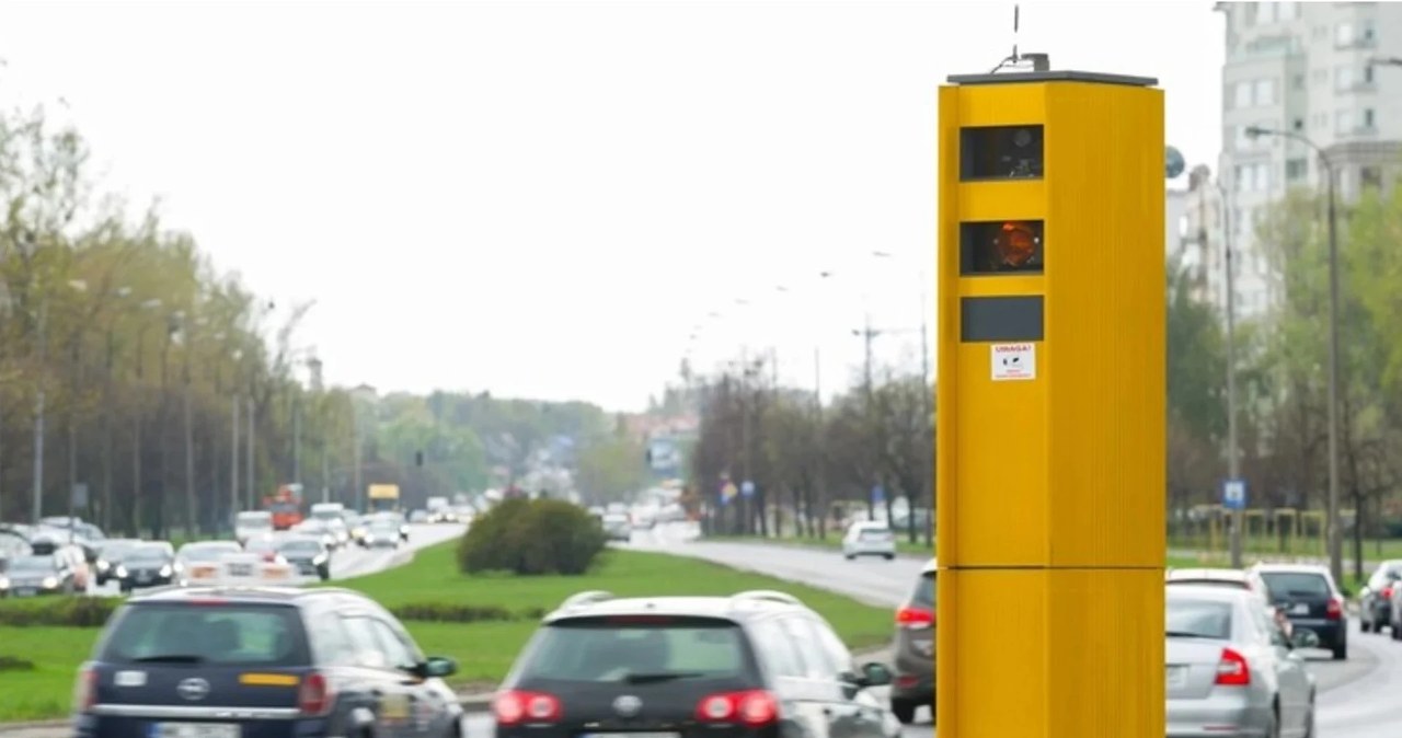 O ile trzeba przekroczyć prędkość, żeby aktywował się fotoradar?