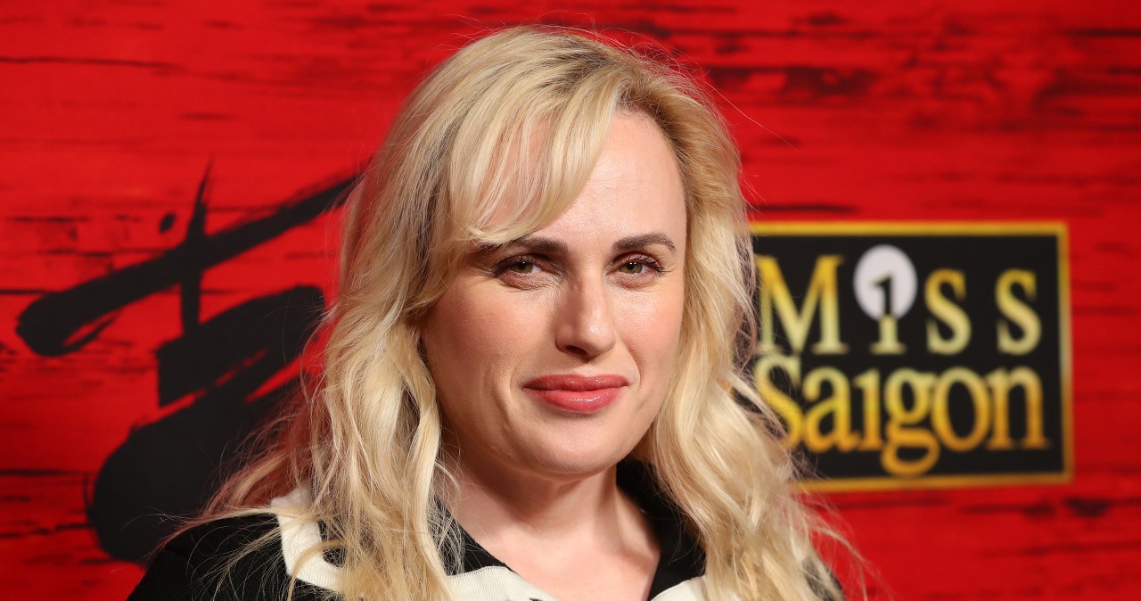 Trwają zdjęcia do komedii muzycznej "Girl Group". Na fotelu reżysera zasiada australijska komiczka i aktorka Rebel Wilson, która również pojawi się w produkcji. Niedawno gwiazda zdradziła, z kim spotka się na planie.