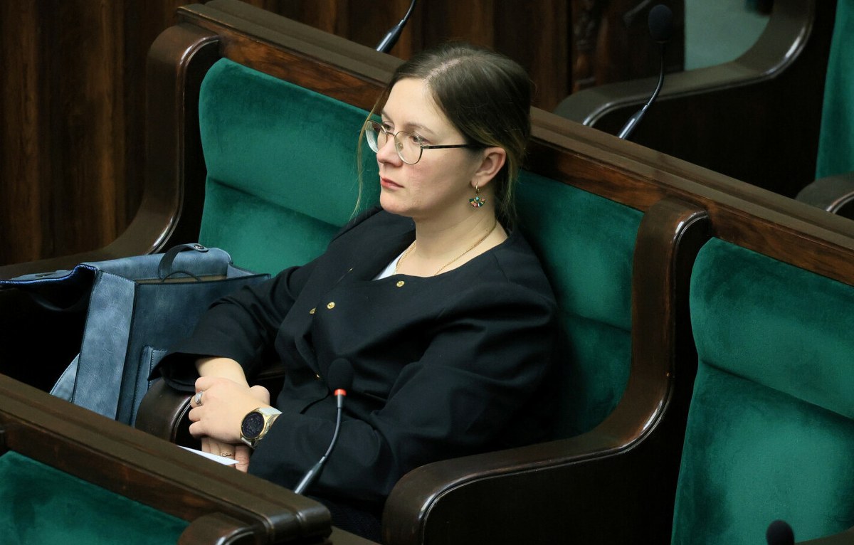 Вместе, но врозь. Паулина Матысяк все ближе к расставанию с партией?
