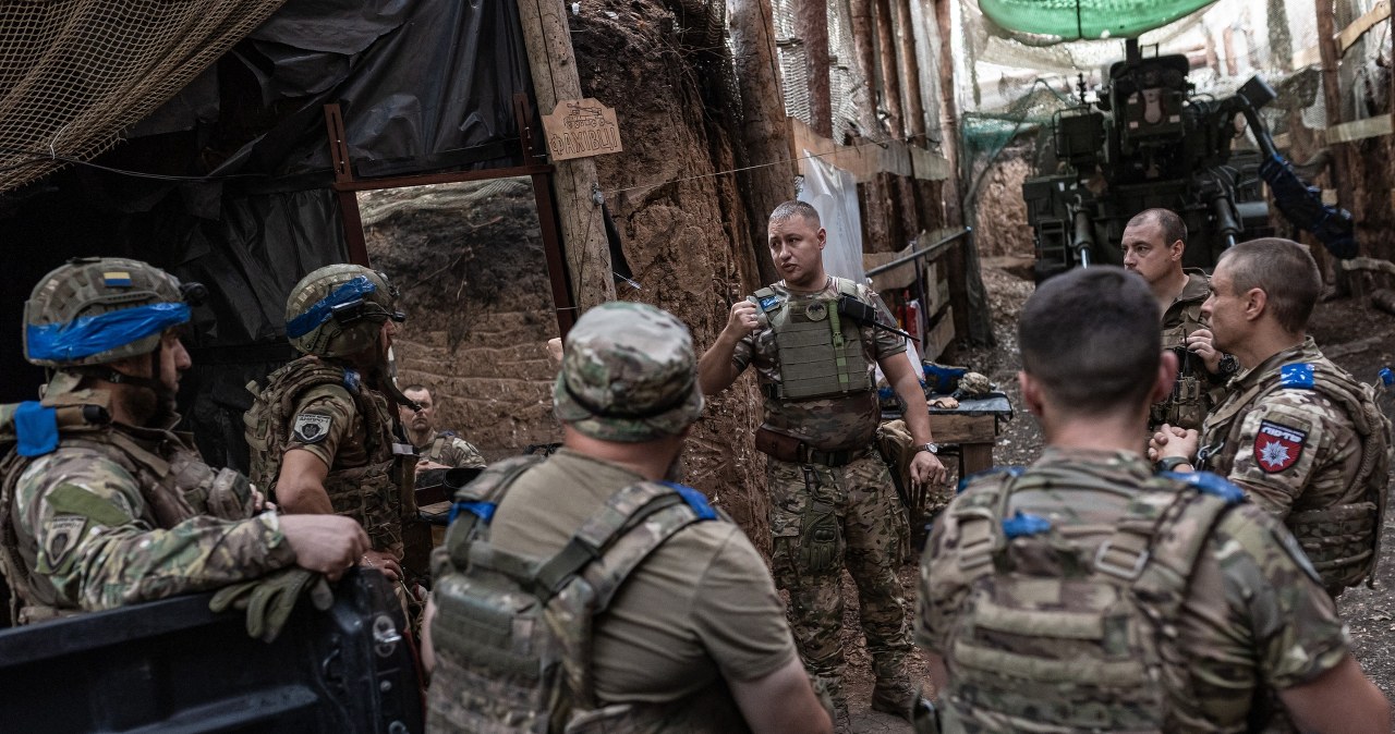 Chcą walczyć za Ukrainę, ale nie mogą. Wojskowy apeluje o zmianę przepisów