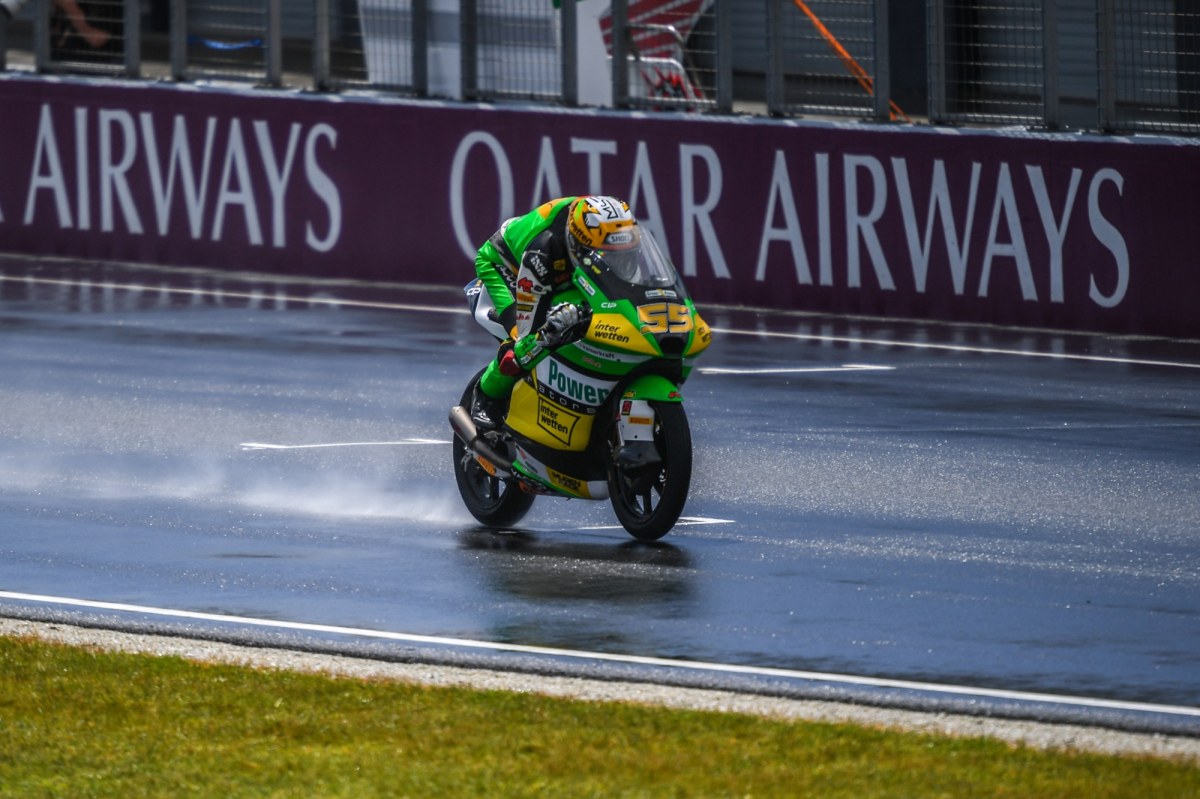 Poważny wypadek podczas Grand Prix Malezji. Motocyklista w stanie krytycznym