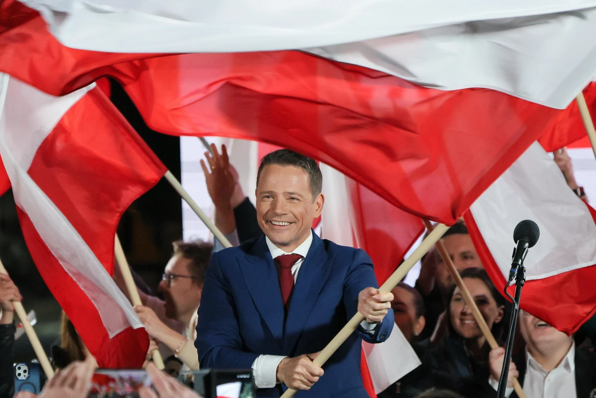 Prezydent Warszawy Rafał Trzaskowski odniósł się do zbliżającego się Marszu Niepodległości, który tradycyjnie przejdzie ulicami stolicy 11 listopada. Podkreślił, że każdy ma prawo do demonstrowania w Warszawie, o ile nie łamie prawa, nie nawołuje do nienawiści i nie niszczy mienia.
