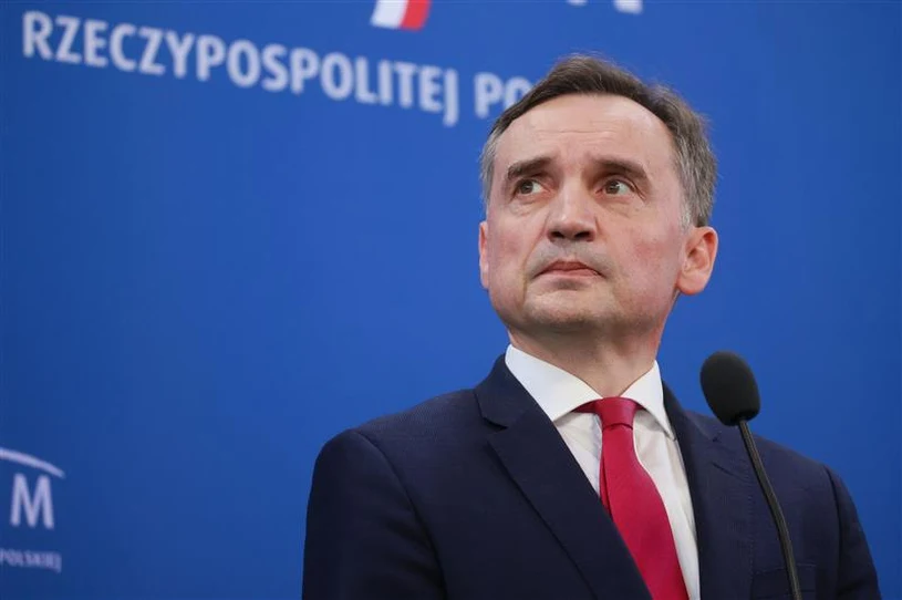 Prokuratura chce aresztu dla Ziobry. "Założył i kierował grupą przestępczą"
