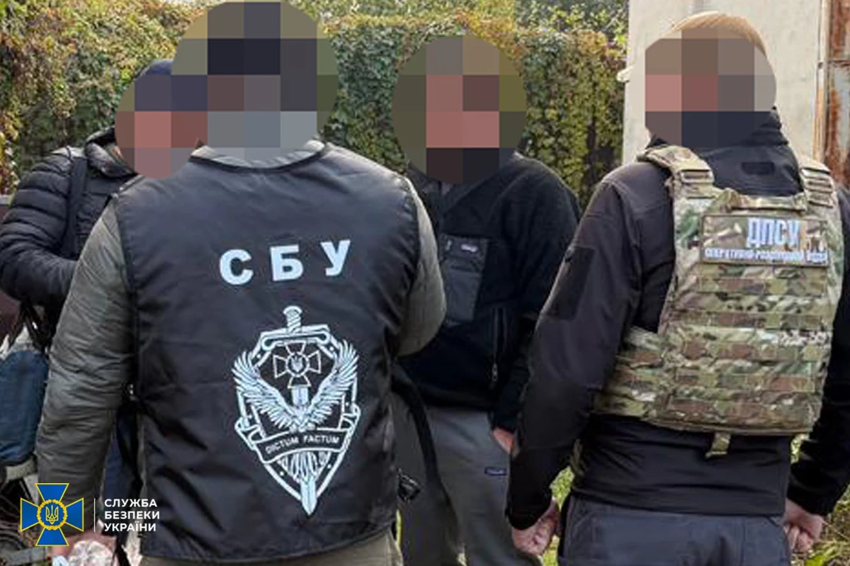 Służba Bezpieczeństwa Ukrainy zlikwidowała kanał przerzutu narkotyków z Europy Zachodniej na Ukrainę przez przejście graniczne Dołhobyczów-Uhrynów. Z komunikatu SBU wynika, że funkcjonariusze przejęli prawie 30 kg kilogramów środków odurzających o wartości ponad 3,6 mln zł.