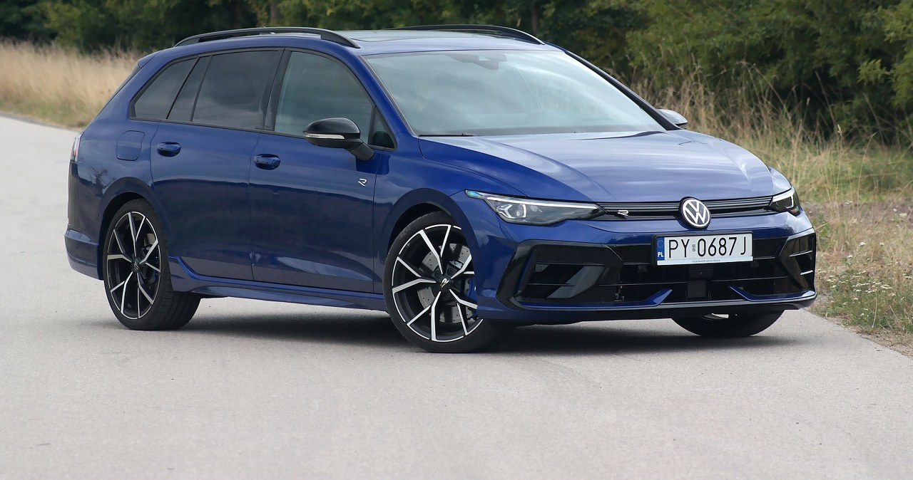 Volkswagen Golf R łączy ogień i wodę. Możesz pojechać do przedszkola i na tor