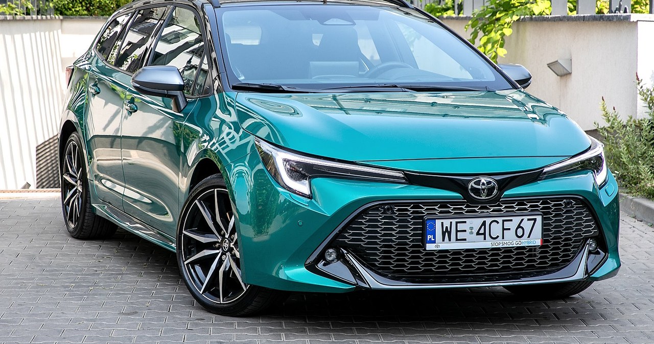 Ceny nowych aut lecą w dół. W salonach ruszyła cicha wyprzedaż rocznika 2025