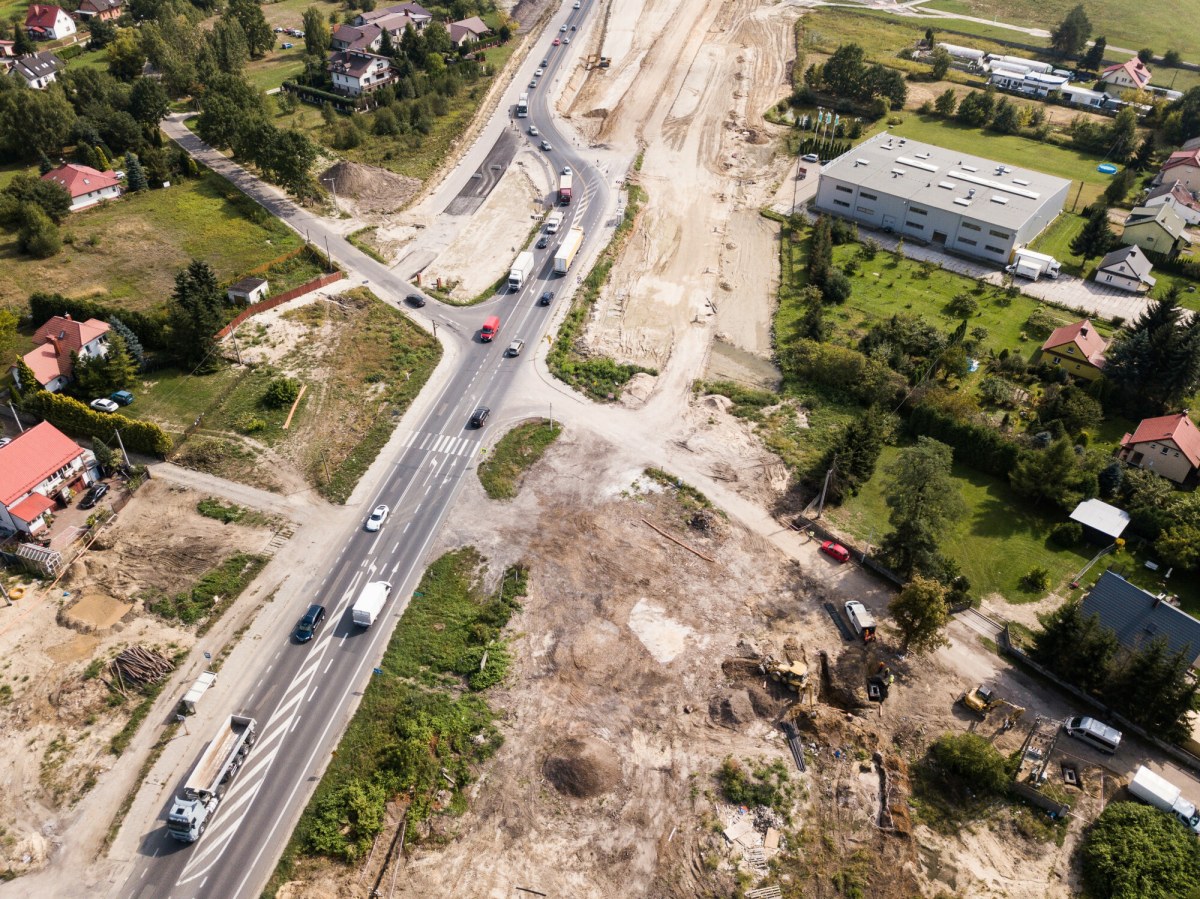 Gigantyczny kompleks handlowy pod Warszawą. Stanie w miejscu lotniska