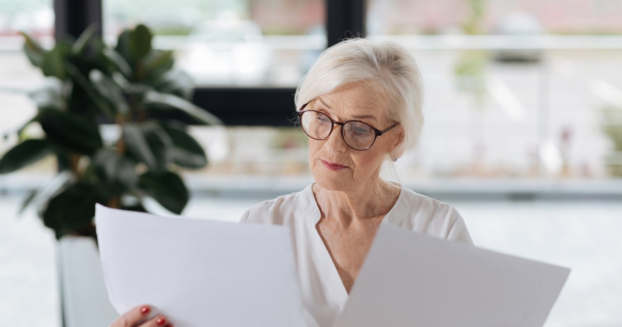 Czego senior nie może wyrzucać? Te dokumenty mogą się jeszcze przydać