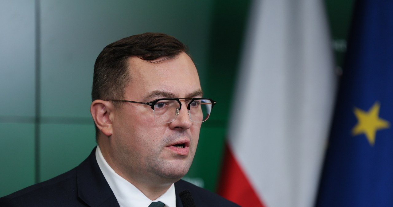 Skandal wokół działki pod CPK. Minister zabrał głos, zapowiada kontrolę