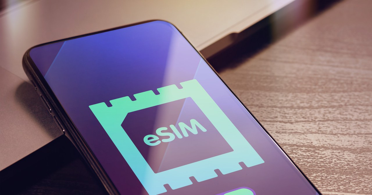 Jaki eSIM wybrać na wyjazd za granicę? Sprawdziłem ofertę od Yesim
