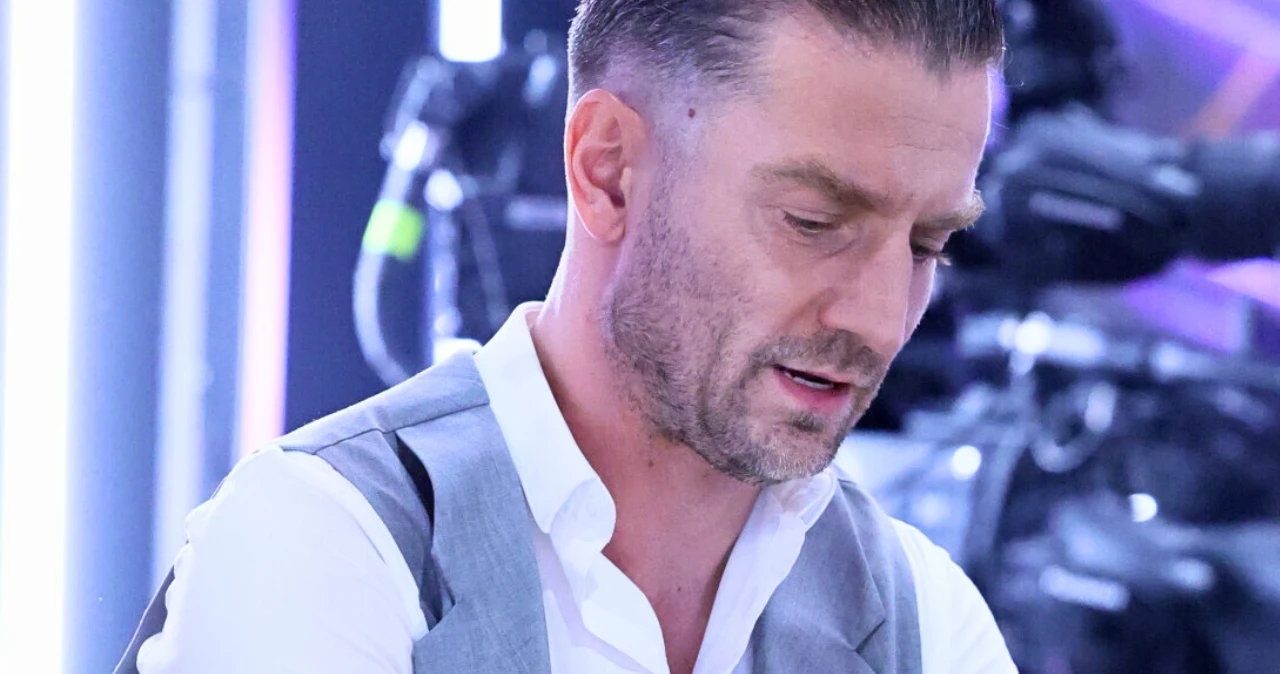 Brat Rogacewicza kolejny raz drwi z Marcina. Dostało się też Kaczorowskiej