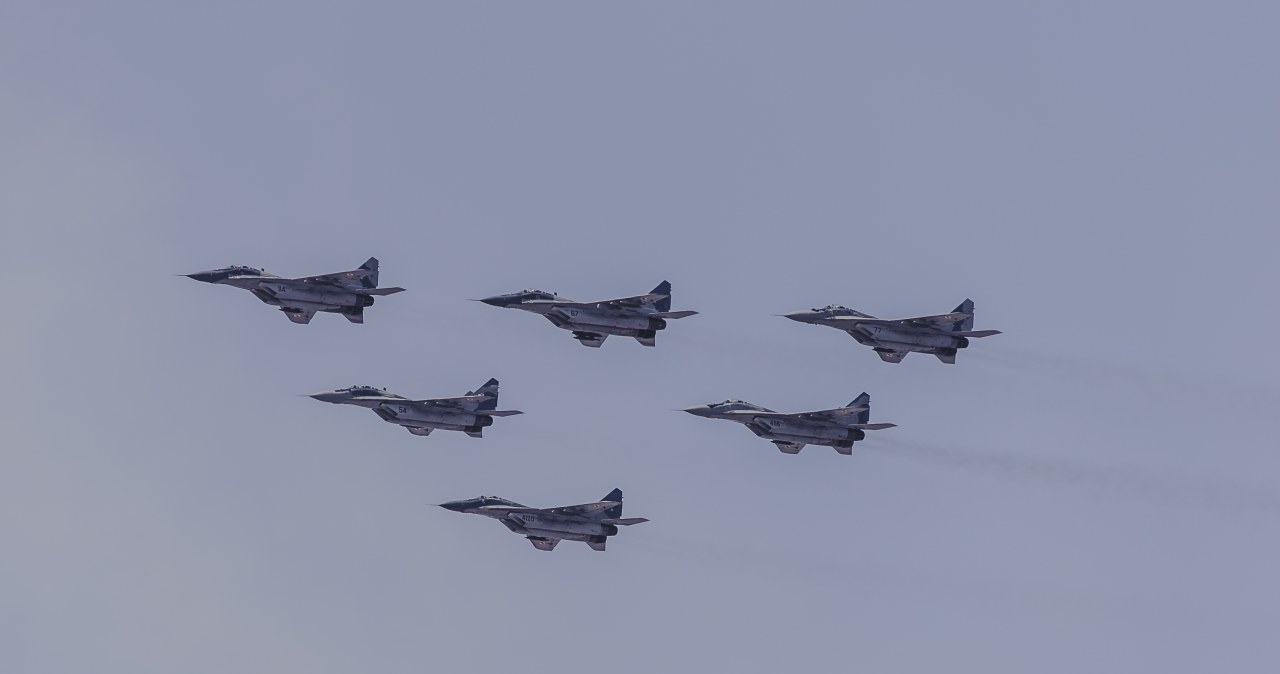 Polskie myśliwce w akcji. "Uruchomiono wszystkie dostępne siły"