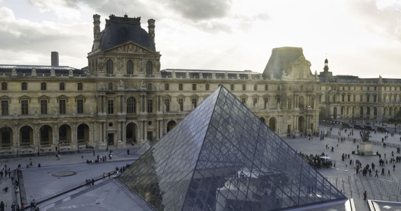Sprawa rabunku klejnotów z Luwru. Zatrzymano trzecią osobę