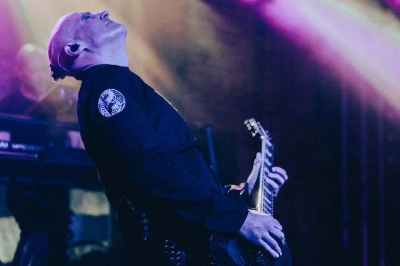 Fani szwajcarskiej legendy metalu czekali długie lata. Tak brzmi "Manifest"