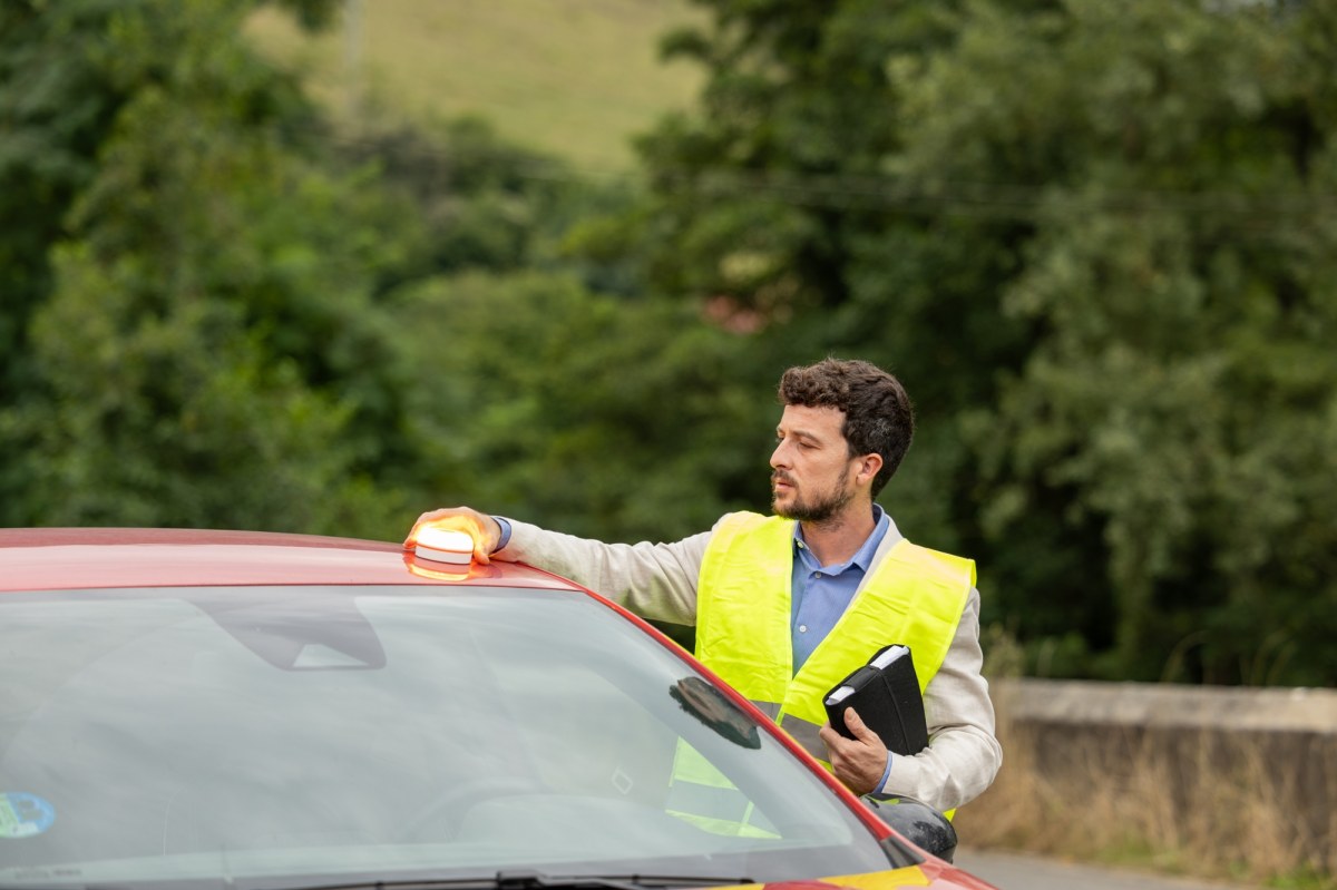 Nowe urządzenie zastąpi trójkąt ostrzegawczy. Przepisy obejmą całą UE?