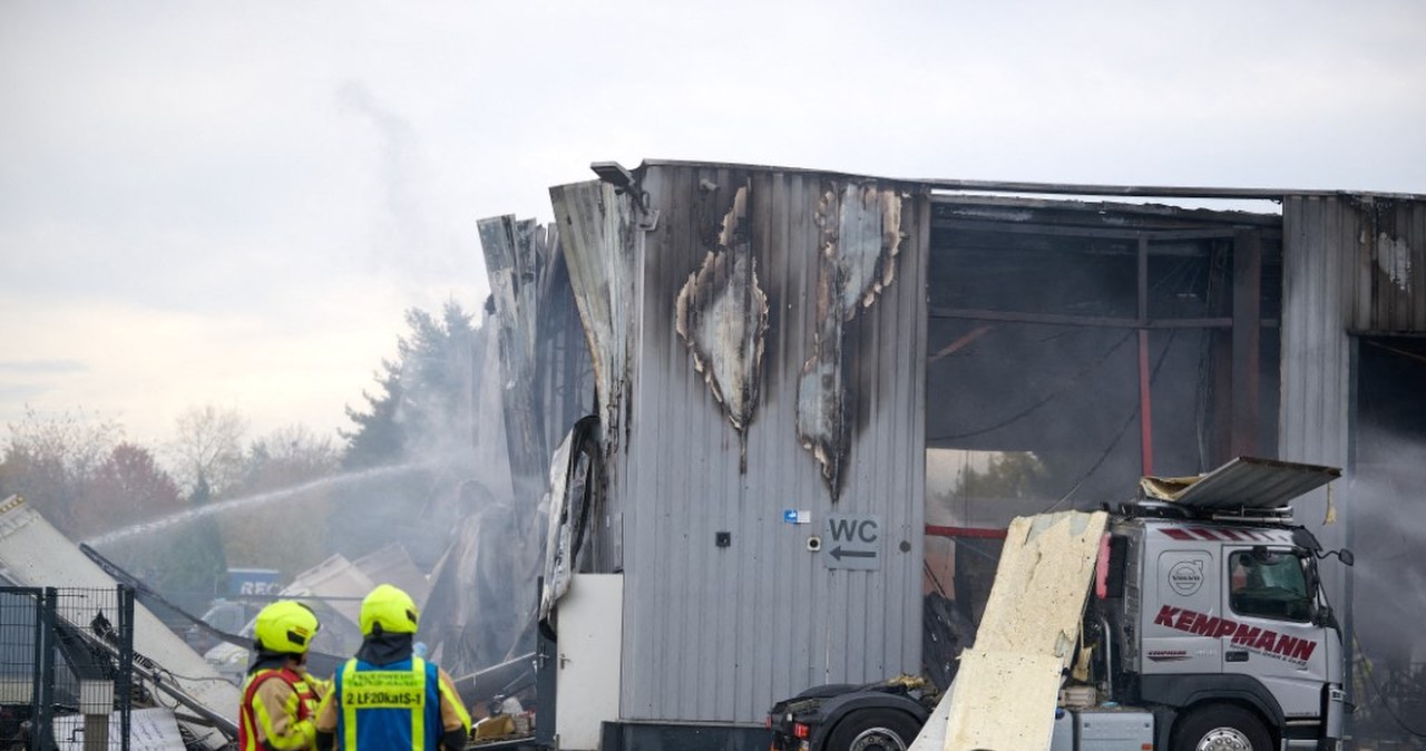 Eksplozja cysterny w Niemczech. Warsztat stanął w płomieniach, są ranni