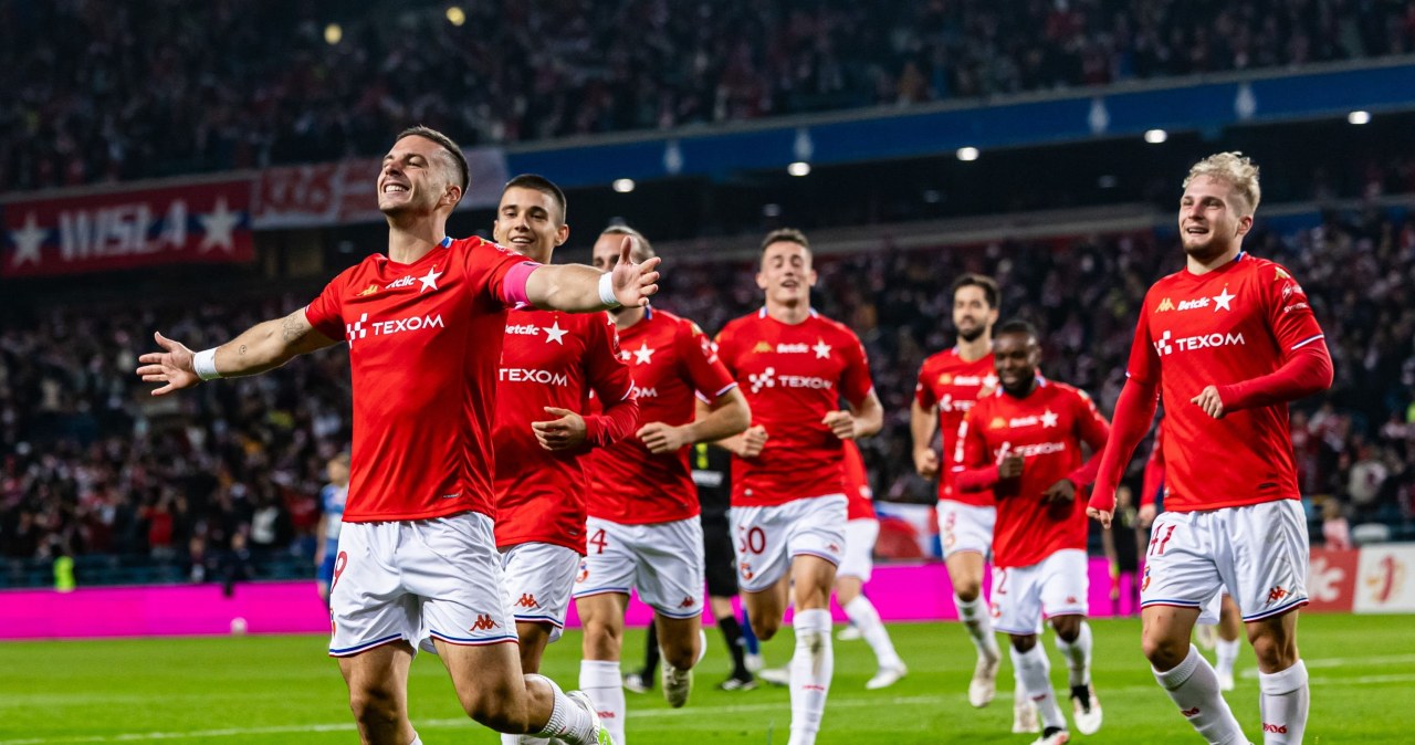 Ważne doniesienia dla kibiców Wisły Kraków. Wiadomo już co dalej z gwiazdą