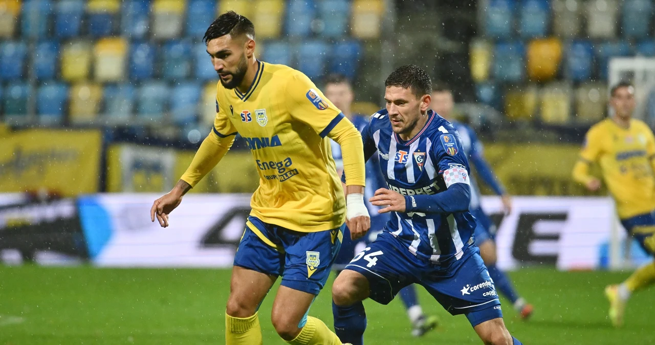 Górnik Zabrze - Arka Gdynia w 14. kolejce PKO BP Ekstraklasy 2025/26. Relacja na żywo