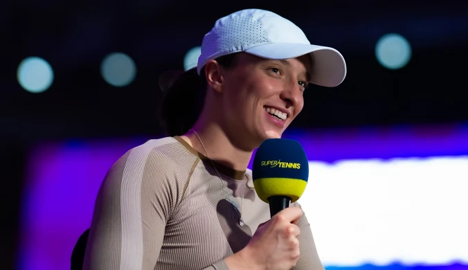 Świątek zaczyna od imponującego triumfu. Przemówiła i wspomniała o Warszawie