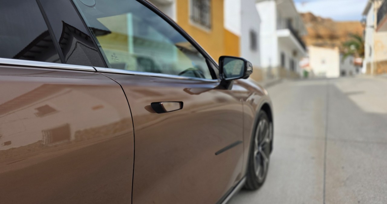 Zapadła decyzja ws. wysuwanych klamek w samochodach