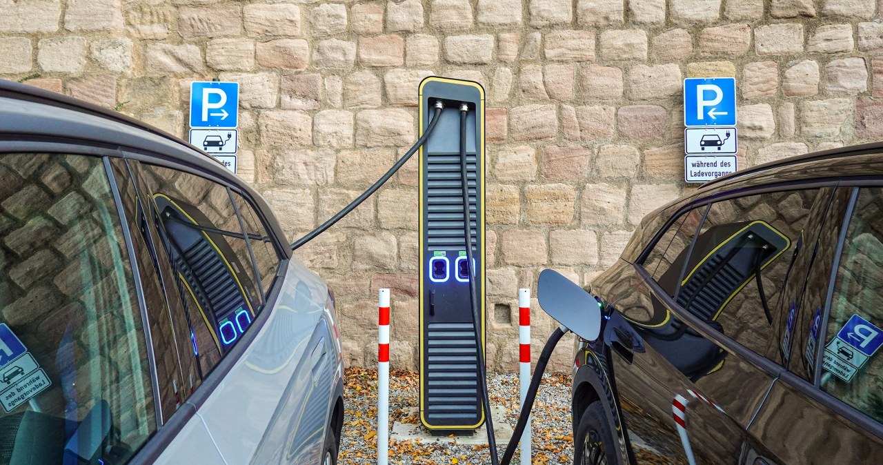 wiadomości,aktualności,Interia Pojazdy elektryczne generują więcej emisji niż benzynowe? Zaskakujące dane