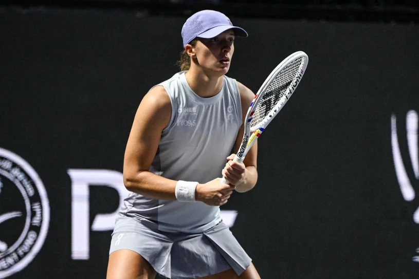 Wszyscy czekali na mecz z Rybakiną, a Świątek już na korcie. 60 minut gry