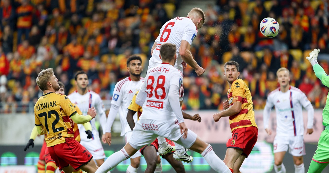 Jagiellonia zaskoczona, Repka w centrum zdarzeń. Wstrząs u szczytu tabeli