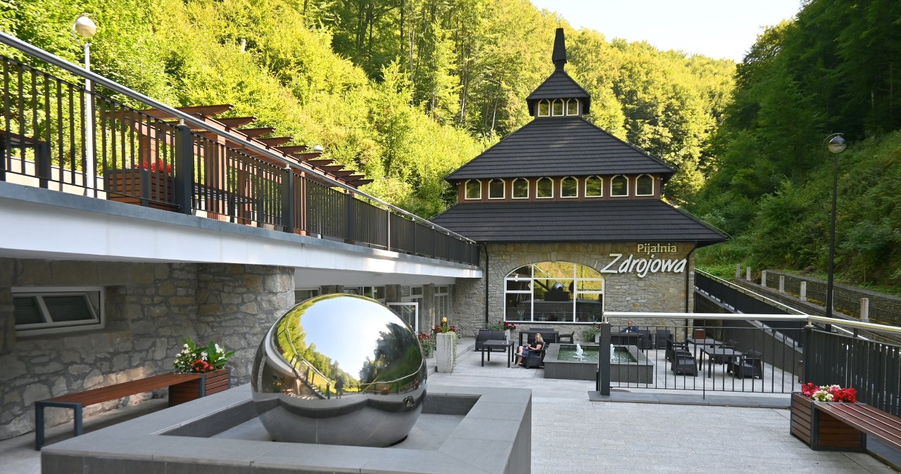 O tym uzdrowisku wciąż mówi się za mało. Jesienią wygląda jak z pocztówki