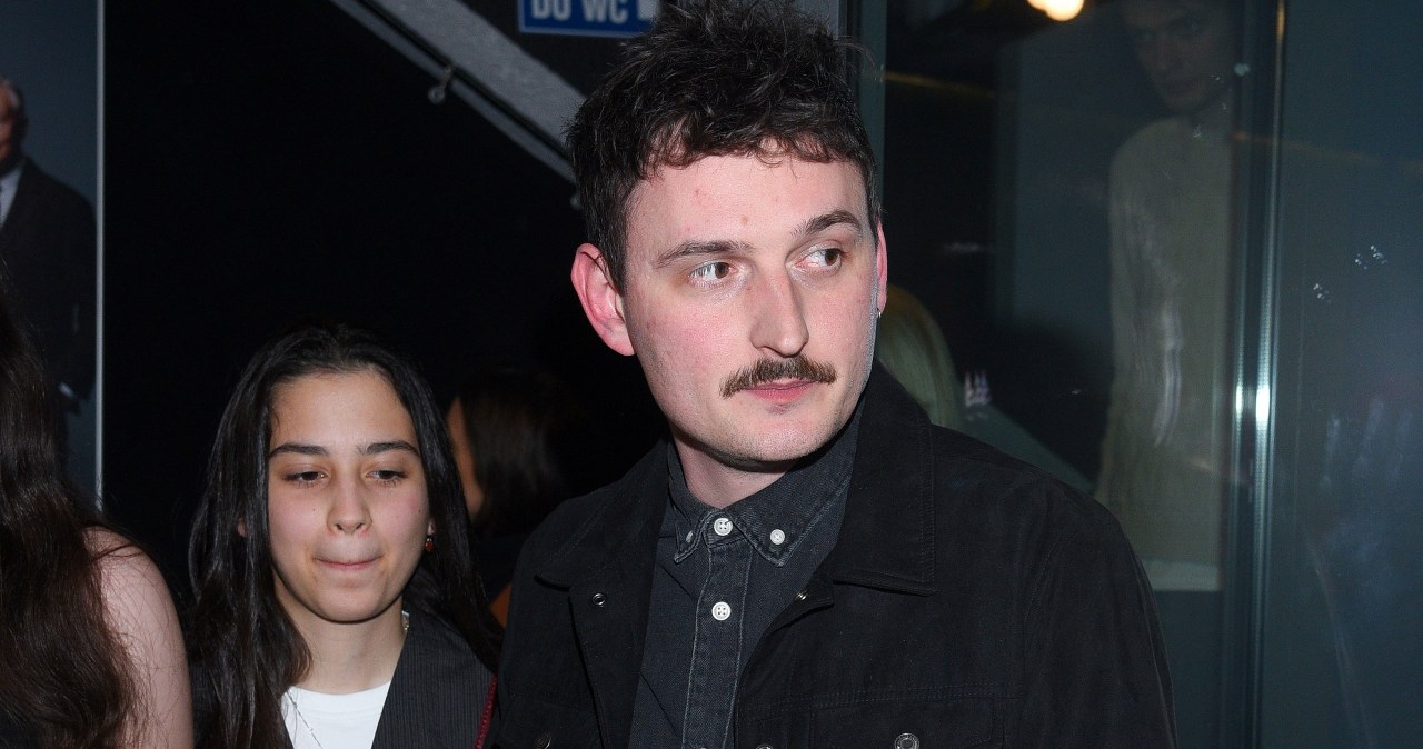 Niespodziewanie pojawił się na scenie w Warszawie. "Nasz nowy przyjaciel"