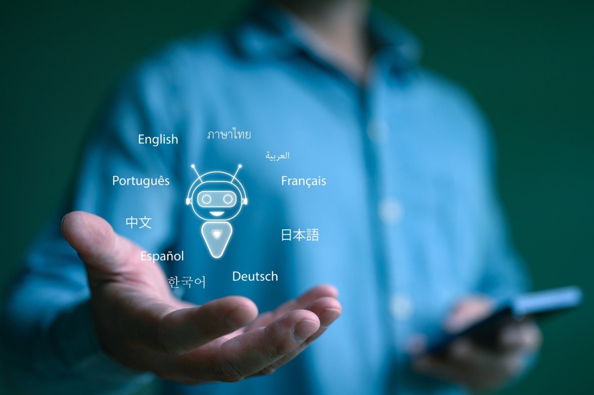 Polski lepszy od angielskiego. Sztuczna inteligencja nie ma wątpliwości