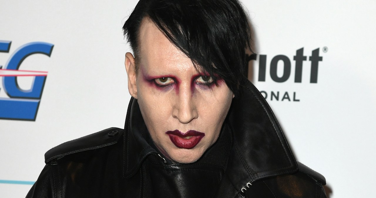 Gwiazdor zaskoczył fanów. Zagrał kultowy przebój po raz pierwszy od 16 lat